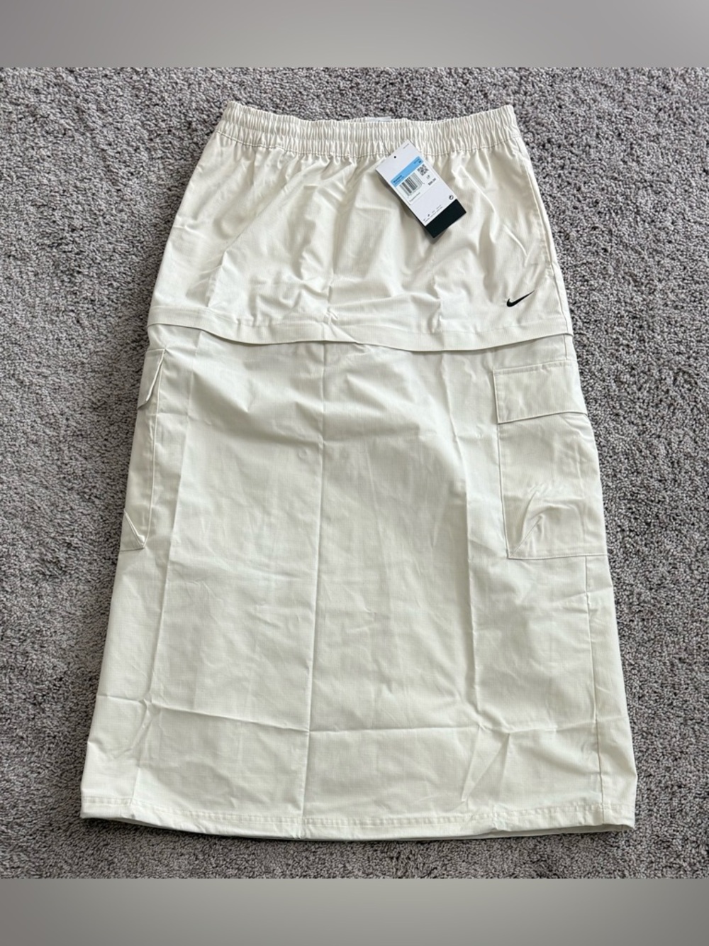 Nike Sportswear Essential Mid-Rise‎ Woven Cargo Midi Skirt Cream Womens Size M